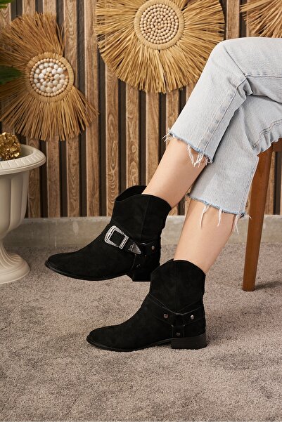 Allyup Günlük Kadın Siyah Süet Bot Oval Burunlu Toka Detaylı Tırtıklı Taban Kovboy Bot 281