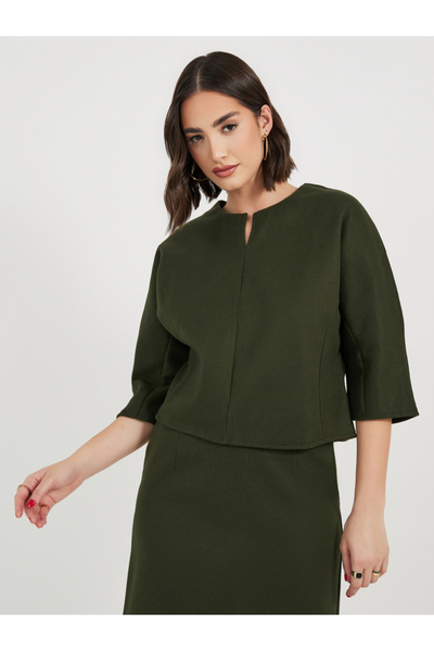 Styli Split Neck Crop Top with 3/4 Sleeves