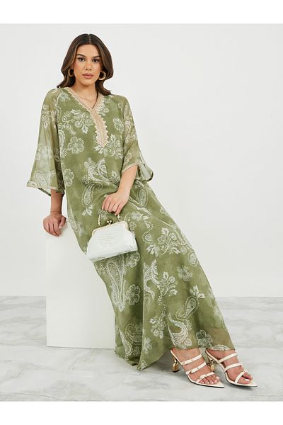 Styli Printed Flared Jalabiya with Lace Detail