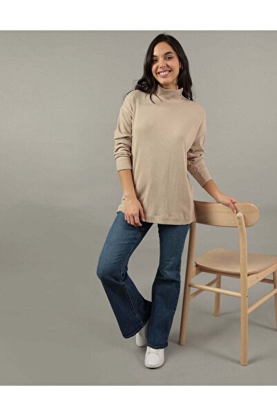 AMERICAN EAGLE AE Oversized Long-Sleeve Mock Neck Tee