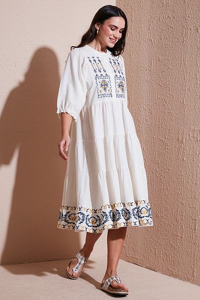 Lela Βαμβακερό κέντημα Κεντημένο κανονική εφαρμογή Φόρεμα με μανίκια τριών τετάρτων Midi μήκους ΦΟΡΕΜΑ 676216