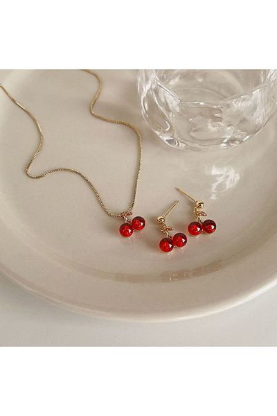 Choice cherry Red Cherry Pendant Necklace Stud Earrings Set Women's Fashion Fruit Necklace Earrings Jewery