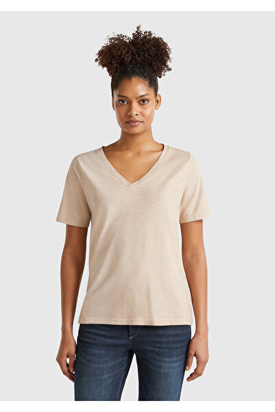 United Colors of Benetton Γυναικείο μπλουζάκι μπεζ 100% βαμβακερό με λαιμόκοψη V