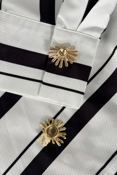 Trend aksesuar Metal Sivri Desen Klipsli Düğme Aksesuarı 1 Çift