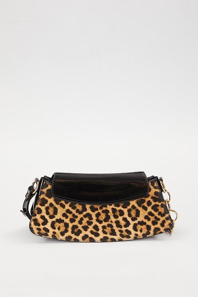 Levidor Chain Handle Shoulder Bag
