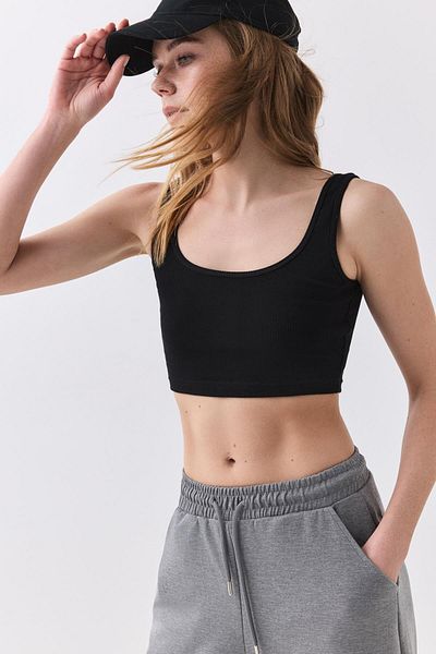 Trendiz Women's Strappy Short Crop Top Tank Top Black 9015