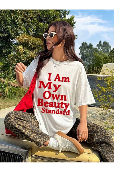 uyguntarz Μπλουζάκι I Am My Own Beauty Standard με στάμπα σχεδίασης