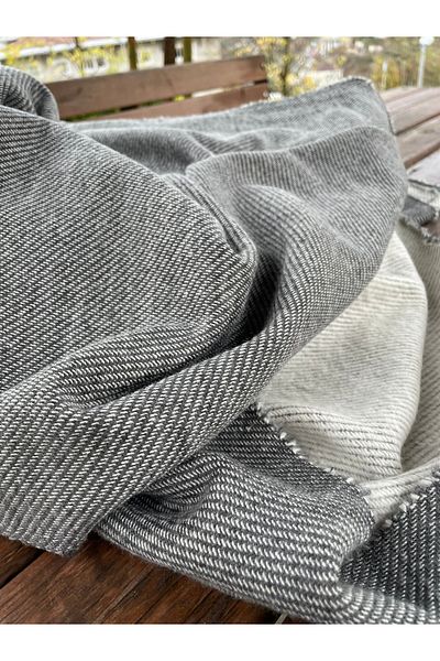 EGE DESIGN 3 Yarn Diagonal Gray