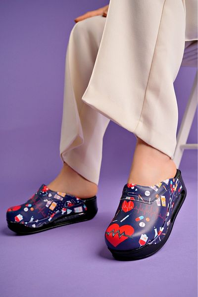 SABOTERLİK Heart Patterned Air Sole Wedge Heeled Orthopedic Hospital Nurse Women's Slippers