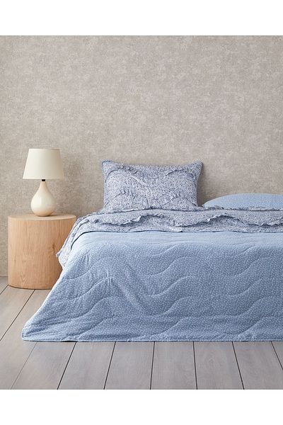 English Home طقم مفرش سرير زهري مقاس 200 × 220 سم باللون الأزرق