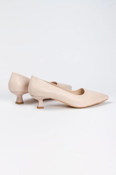 GULT Women's Beige Short Heel Pointed Toe Stiletto