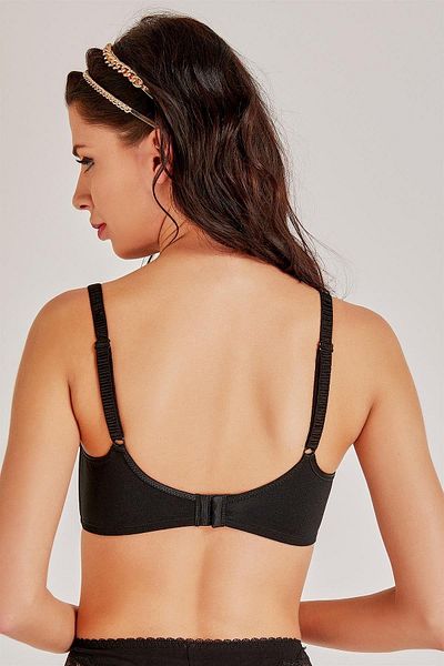 Magic Form 7857 Model - Women's Black Lace and Underwire Gathering Bra