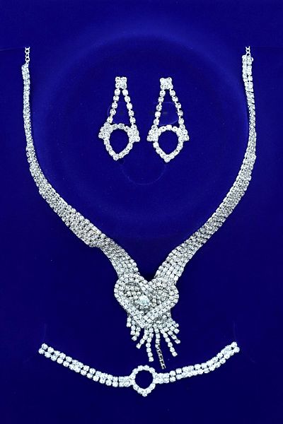 Rüveyda Bridal Jewelry Set