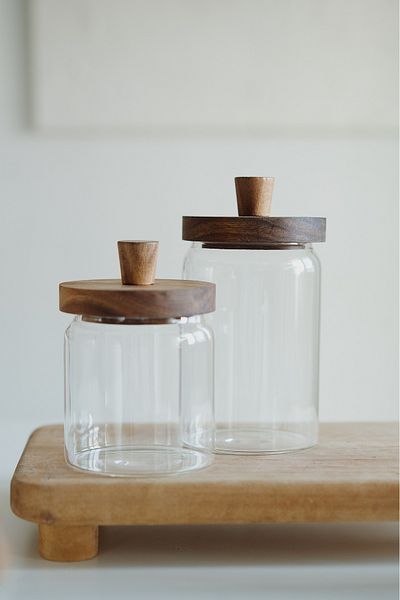 Dekorzdükkan Set of 2 Acacia Vacuum Lid Borosilicate Glass Jars (450+700ml)
