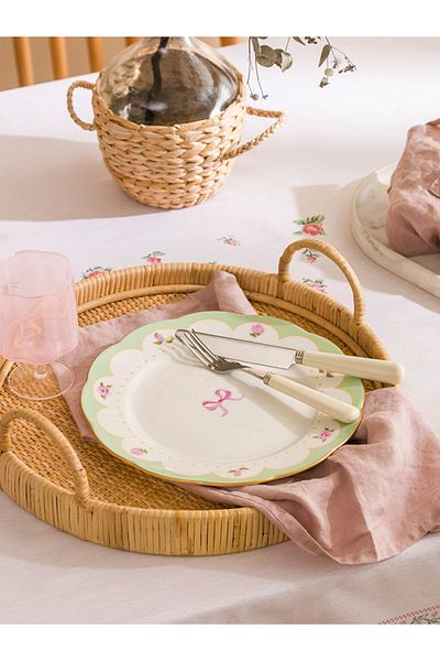 LC Waikiki Porcelain Serving Plate with Pink Ribbon Detail 26 cm