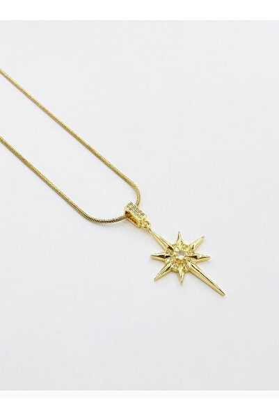 Butik قلادة على شكل نجمة من الفولاذ باللون الذهبي