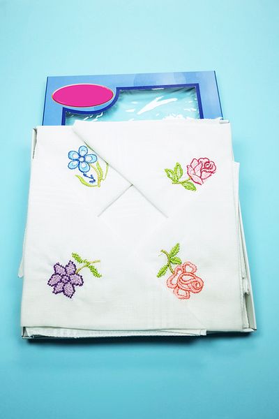just cheap store 12 Pieces Floral Embroidered Women's Pocket Handkerchief Boxed Henna Wedding Dowry Handkerchief 30x30 cm