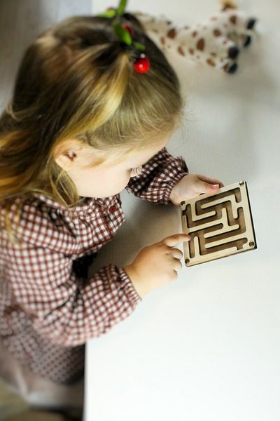 Store Wooden Maze Game - Montessori Educational Natural Wooden Toy - Brain Teaser and Balance Game - No: 4