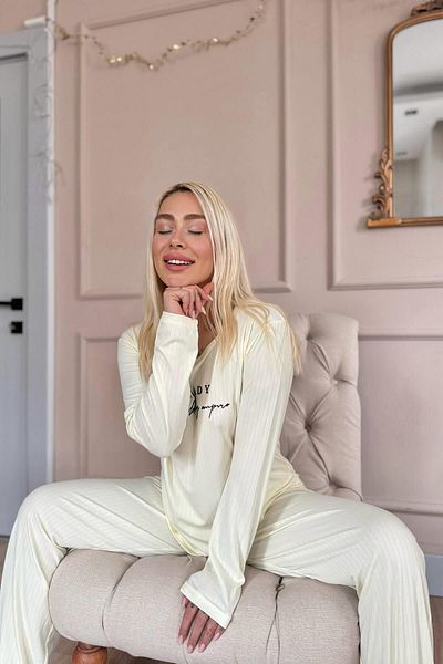 Pijamaevi Ecru Ready Dublin Long Sleeve Women's Pajama Set
