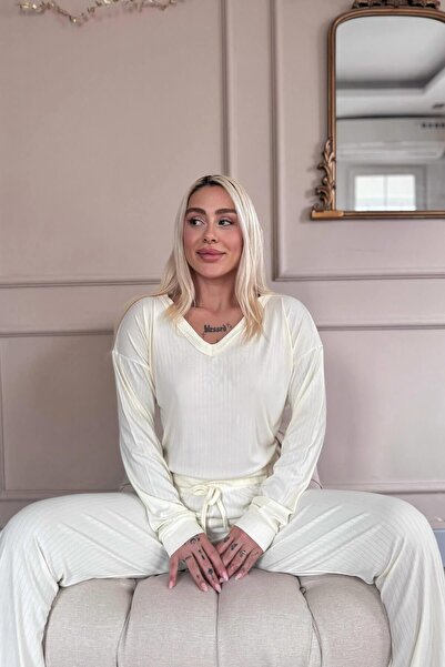 Pijamaevi Ekru Dublin Uzun Kollu V Yaka Kadın Pijama Takımı