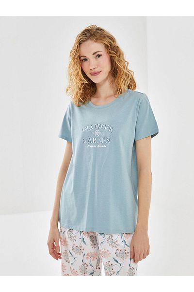 LC Waikiki Set de pijamale Capri pentru femei, cu decolteu rotund, sezon nou - S52484Z8