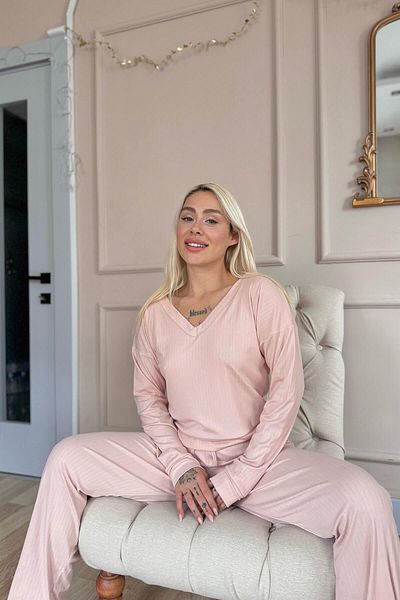 Pijamaevi Powder Dublin Women's Long Sleeve V-Neck Pajama Set