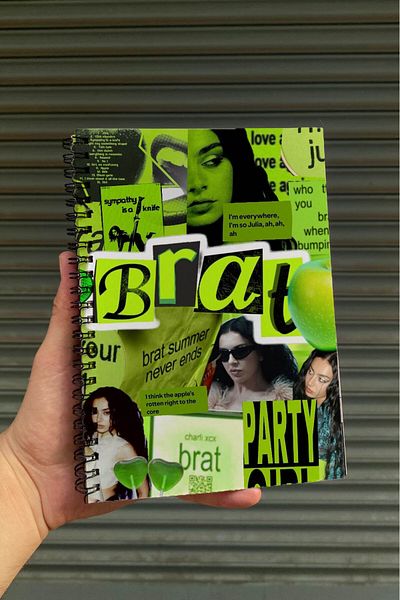 Namgo دفتر ملاحظات حلزوني مقاس A5 Charli XCX Collage (200 ورقة)