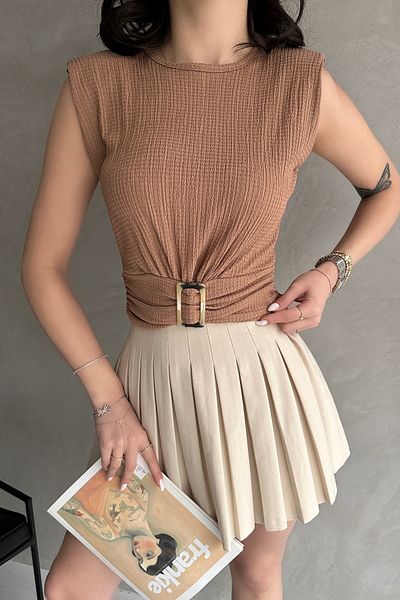 Fav Style Camel γυναικεία μπλούζα Crop - Crew λαιμόκοψη, μέση με επένδυση, λεπτομέρεια ζώνης, αμάνικο