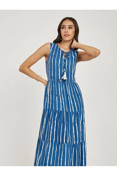 Styli All Over Print Sleeveless Tiered Maxi Dress