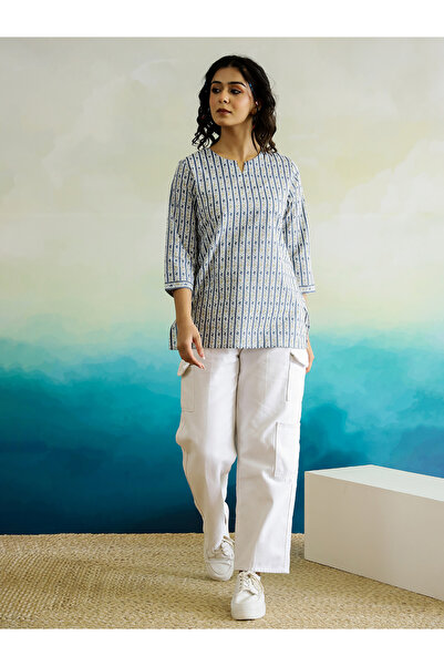 Sanskrutihomes By Styli All-Over Print Notch Neck Regular Fit Top