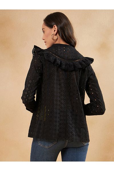Femmella By Styli بلوزة شيفلي بفتحة رقبة مزينة بكشكشة
