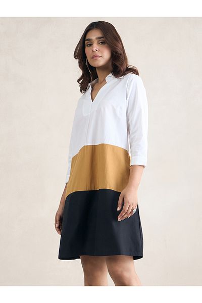 Femmella By Styli Color Block V Neck Knee Length Dress
