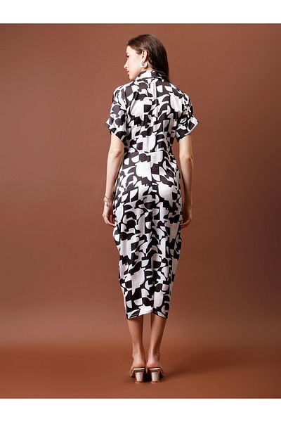 Athena By Styli Printed Satin Shirt Midi Dress with Pleated Detail