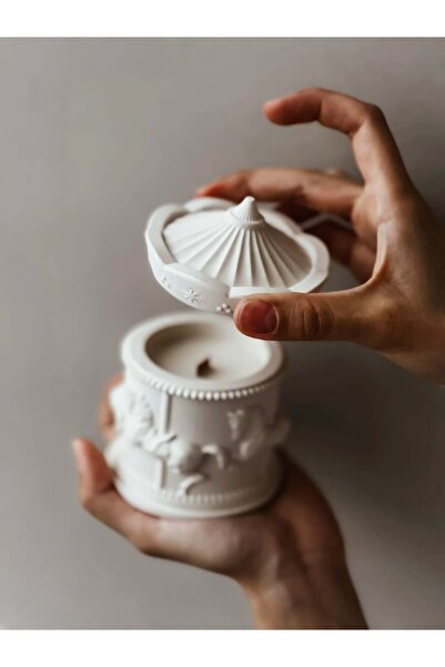 mumeleven Atlı Karınca Kutu Mum | Vanilya Esans | 12*9 cm