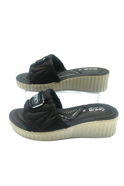NETSHOES شباشب ذات مظهر أنيق لتقويم العظام