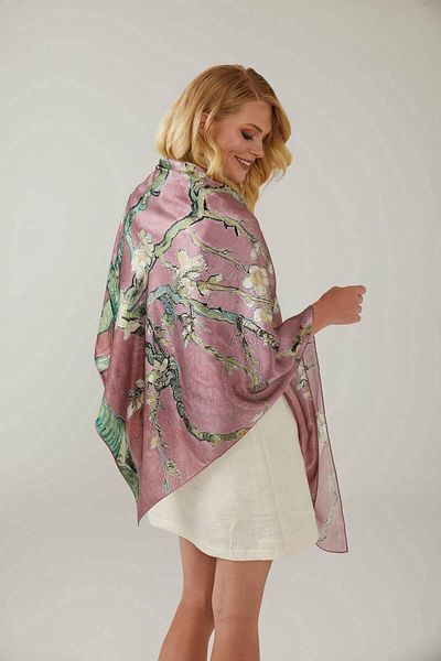 Deriderim Eșarfă pătrată din mătase satinată cu flori de migdal roz 140x140