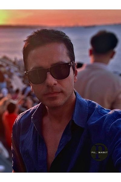 pullmarkt Unisex Sunglasses - Stylish and Comfortable Design