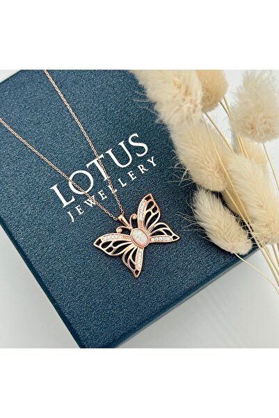 LOTUS JW Işıklı Kolye Kutulu Gümüş Opal Taşlı Kelebek Kolye | 925 Ayar Gümüş Kolye