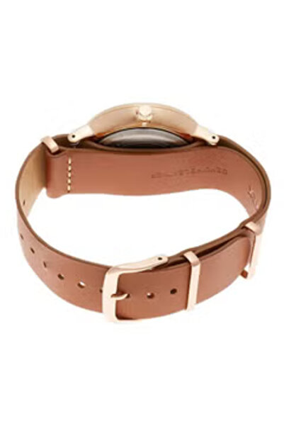 Timex Men's Quartz Watch, Analog Display and Leather Strap TW2R28800