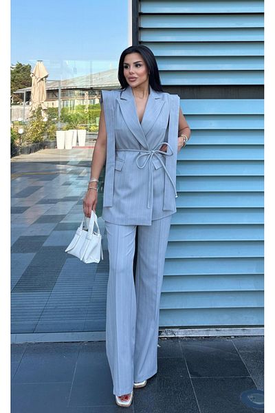 pembekurdelem Gray Women's Striped Tie-Up Vest Attractive Panterena Set