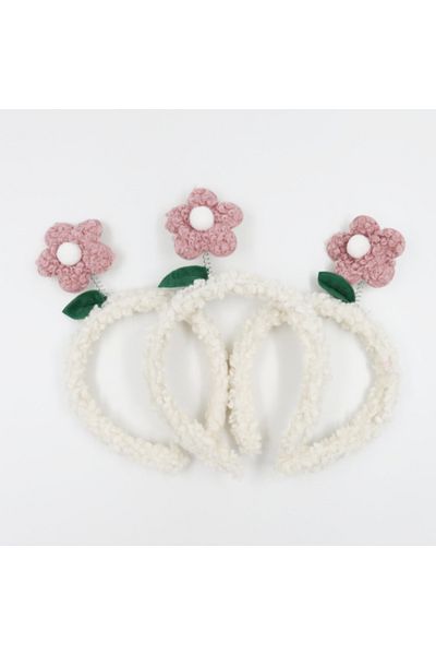 enyareshome Pink Flower Detailed Teddy Plush Crown Buckle