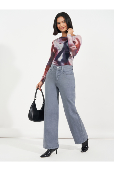 Styli High Rise Flared Jeans with Pockets