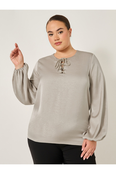 Styli Plus Size Balloon Sleeve Blouse with Tie Up Neck Detail