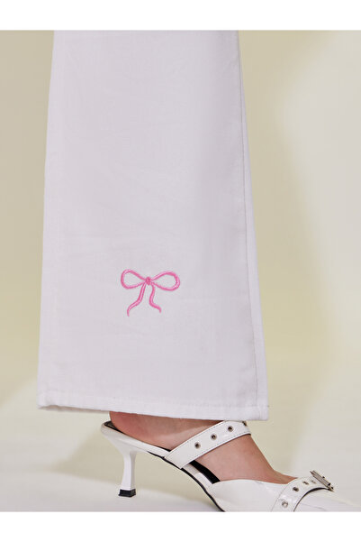 Take Two By Styli Bow Embroidered Detail Straight Fit Jeans