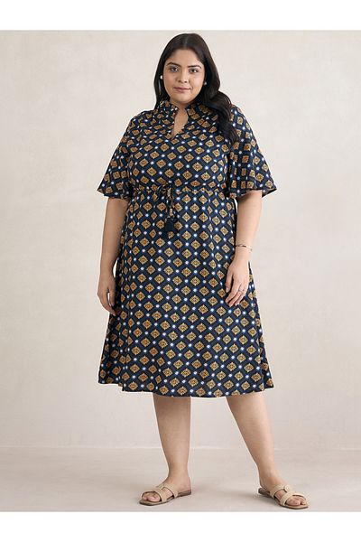 Femmella By Styli Plus Size All-Over Print Drawstring Midi Dress