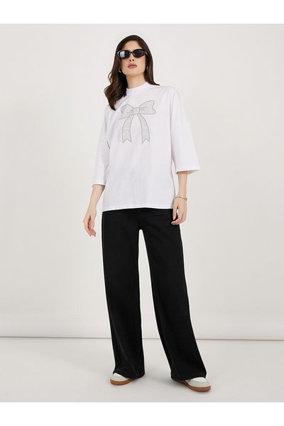 Styli Bow Graphic Exaggerated Sleeve Oversized Longline T-Shirt