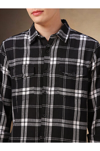 Dennis Lingo By Styli Checked Relaxed Fit Spread Collar Curved Hem Shirt