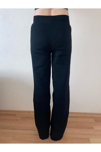mamizya Knitwear Pants with Elastic Waistband