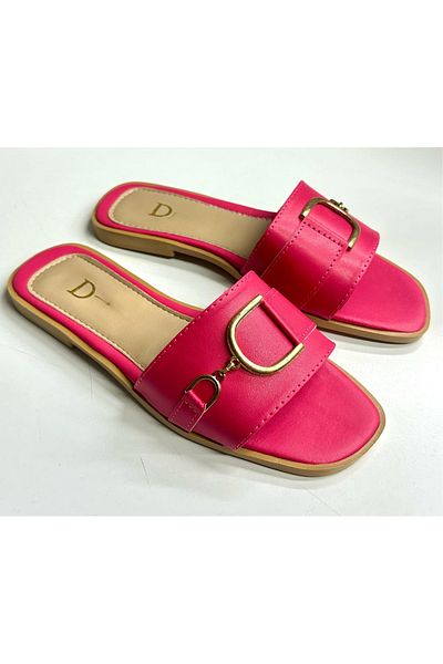 Tradinyom Casual Plain Leather Slippers – Stylish and Modernmodernsuitable for Home and Guests