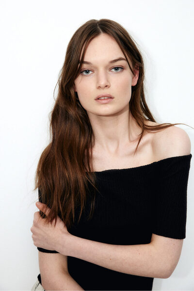 H&M Lastik Örgülü Omuzları Açık Üst